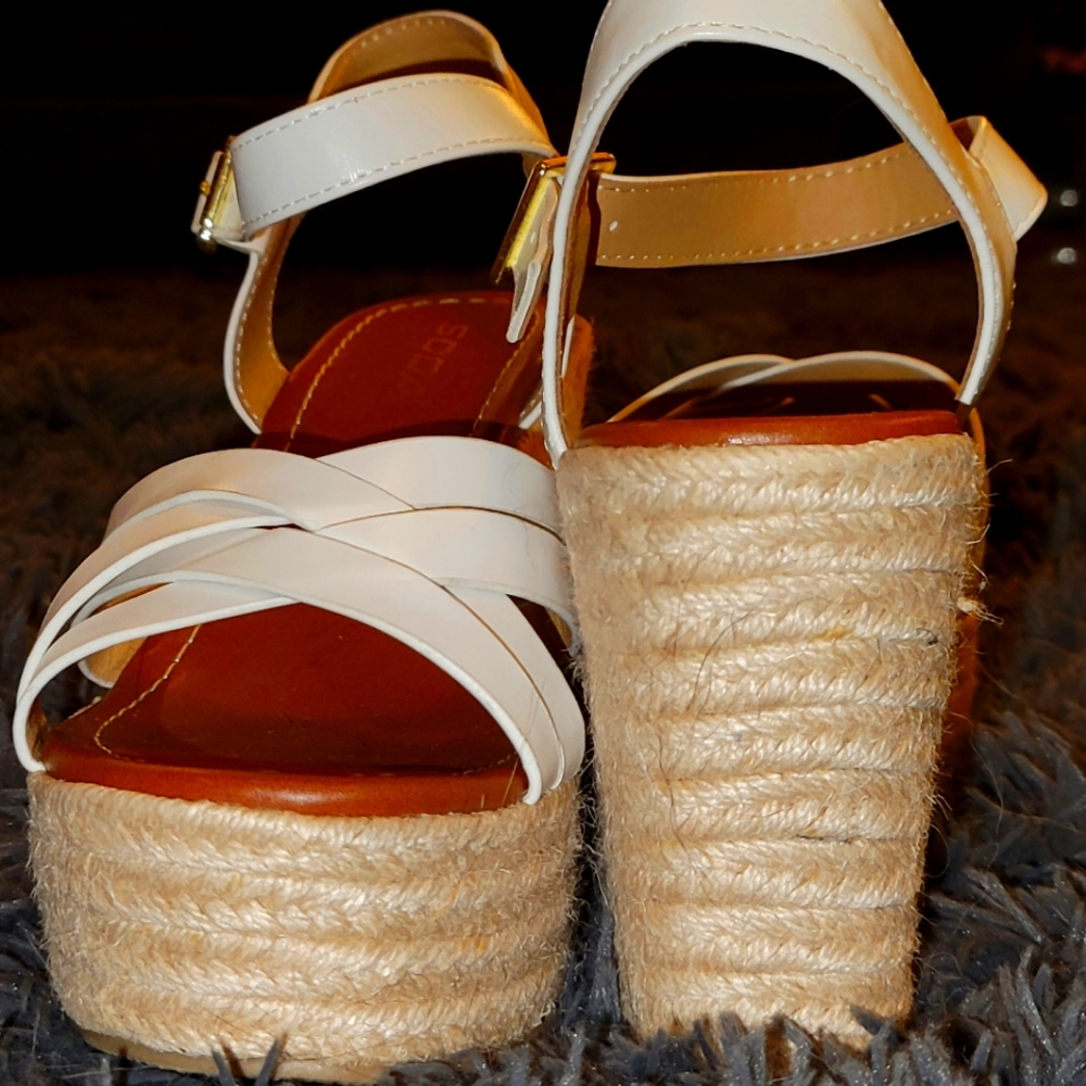 Wedged heels with white straps